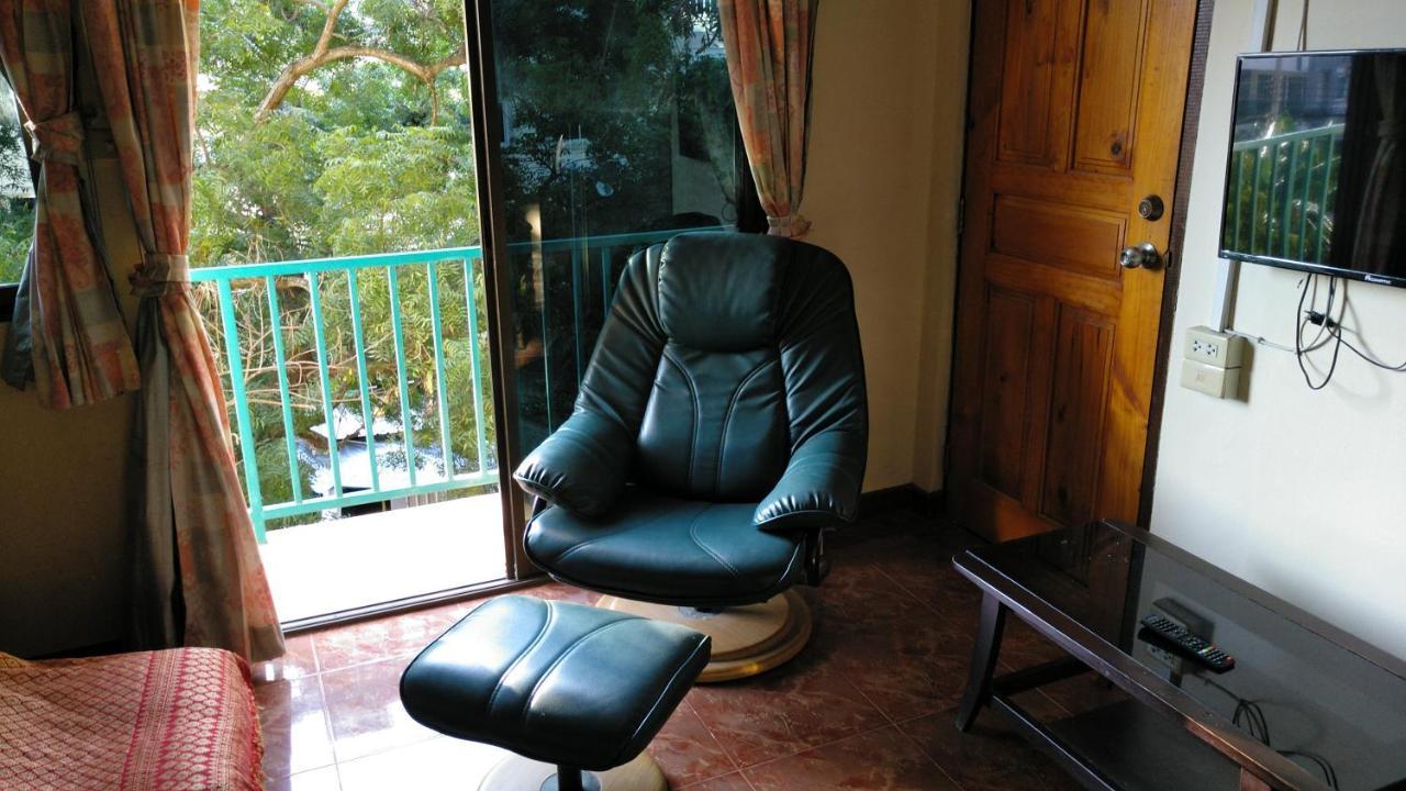 Guestpat Casabella Pattaya Exterior foto