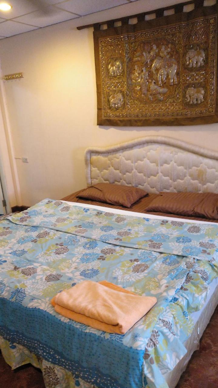 Guestpat Casabella Pattaya Exterior foto