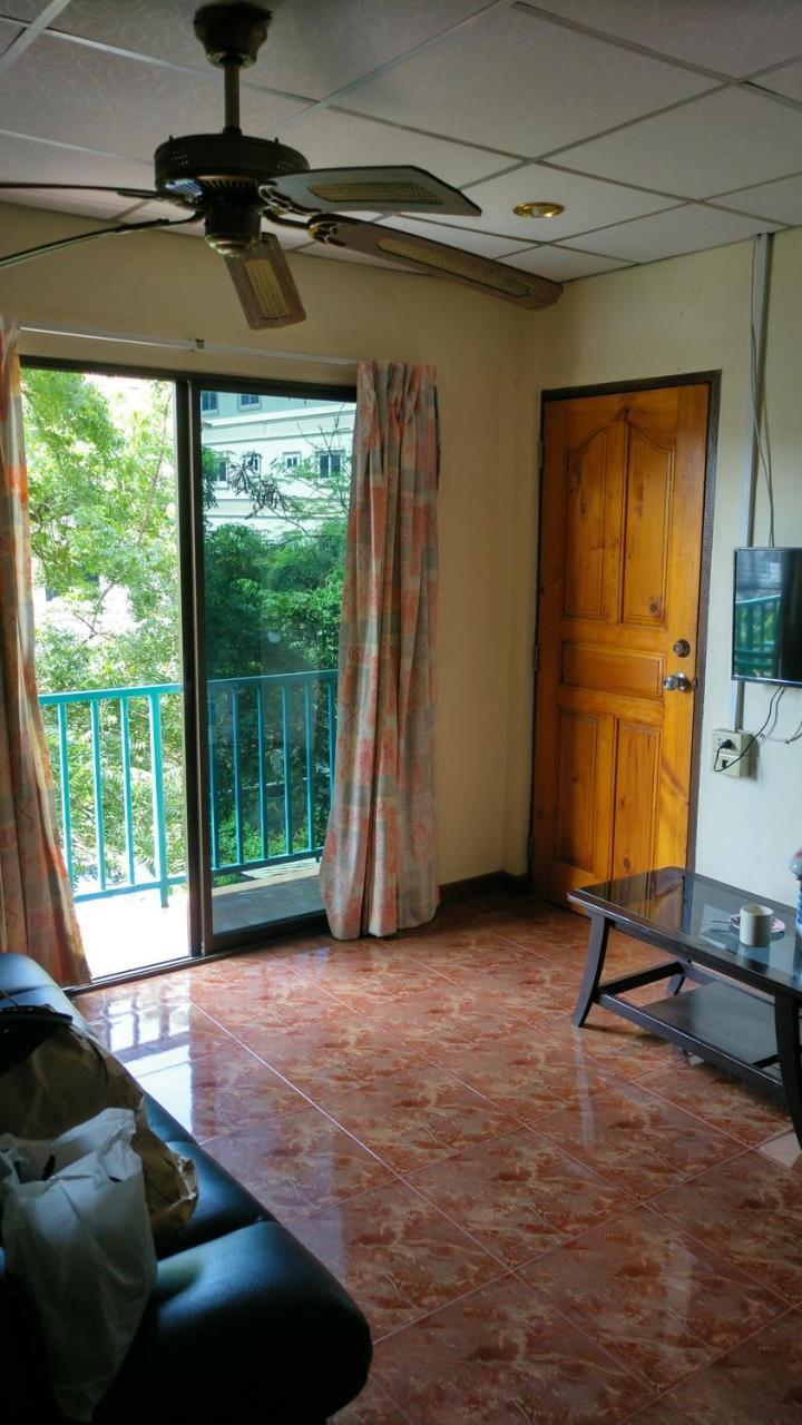 Guestpat Casabella Pattaya Exterior foto